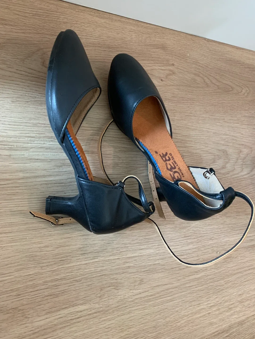 Black Leather Dance Shoes Size 39 - photo 3