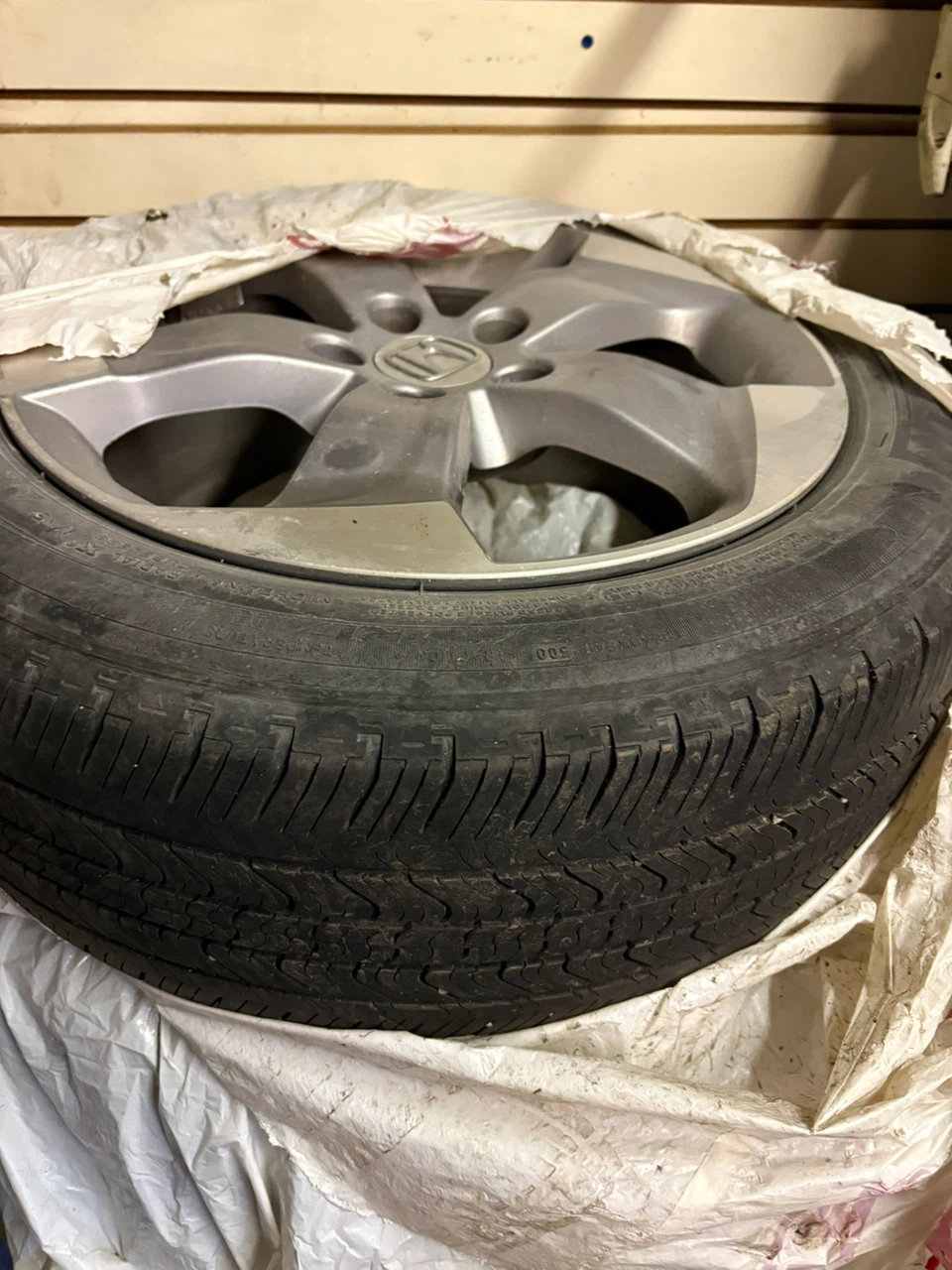 2018 Honda HR-V OEM Alloy Wheels & Tires - Set of 4 - photo 2