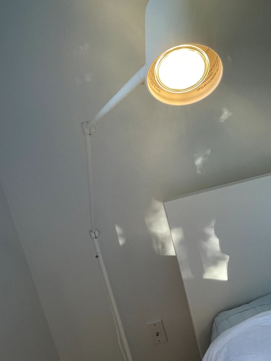 Ikea Floor Lamp with halogen lamp - photo 3