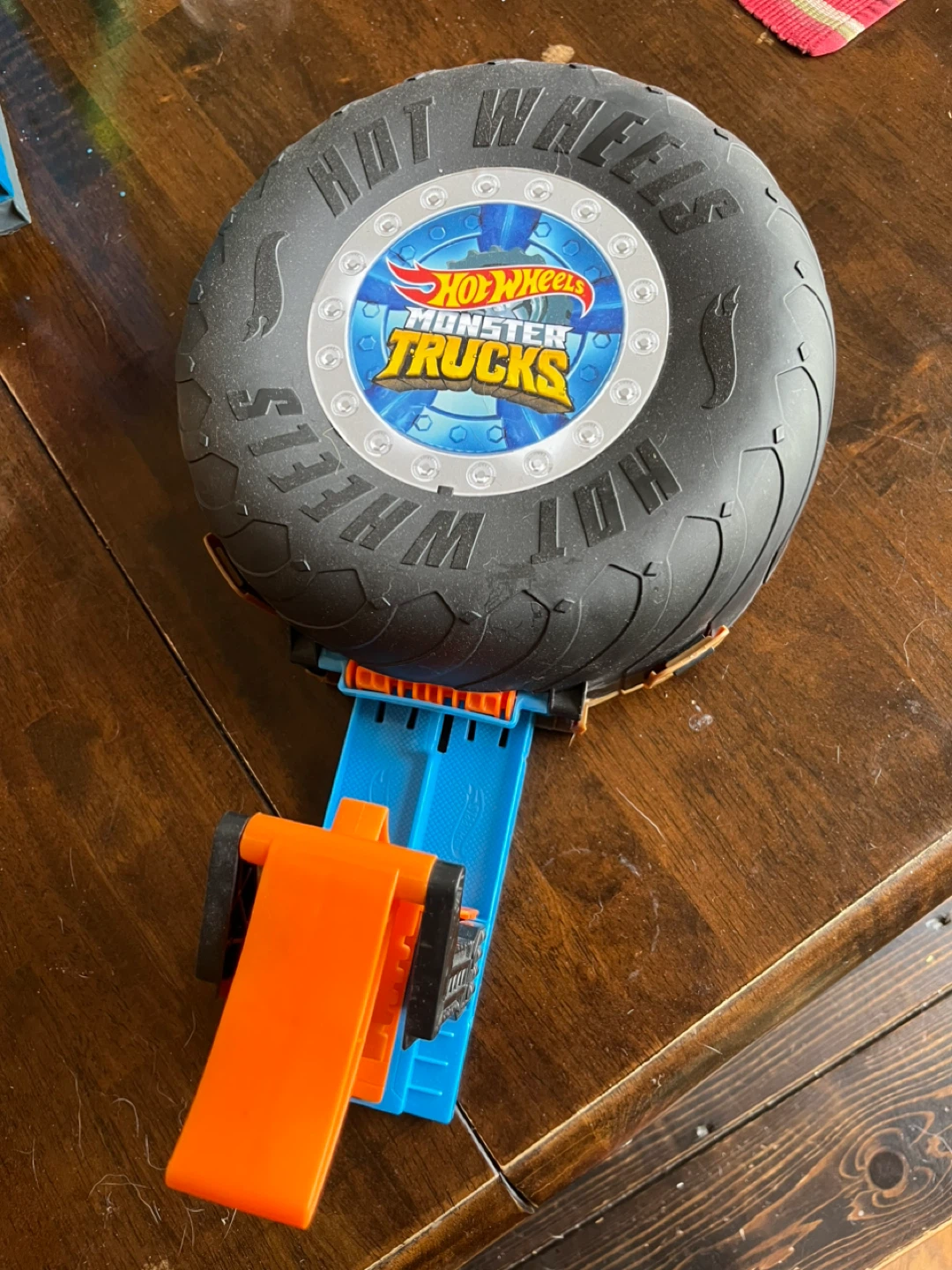 Hot Wheels Monster Trucks Track Set