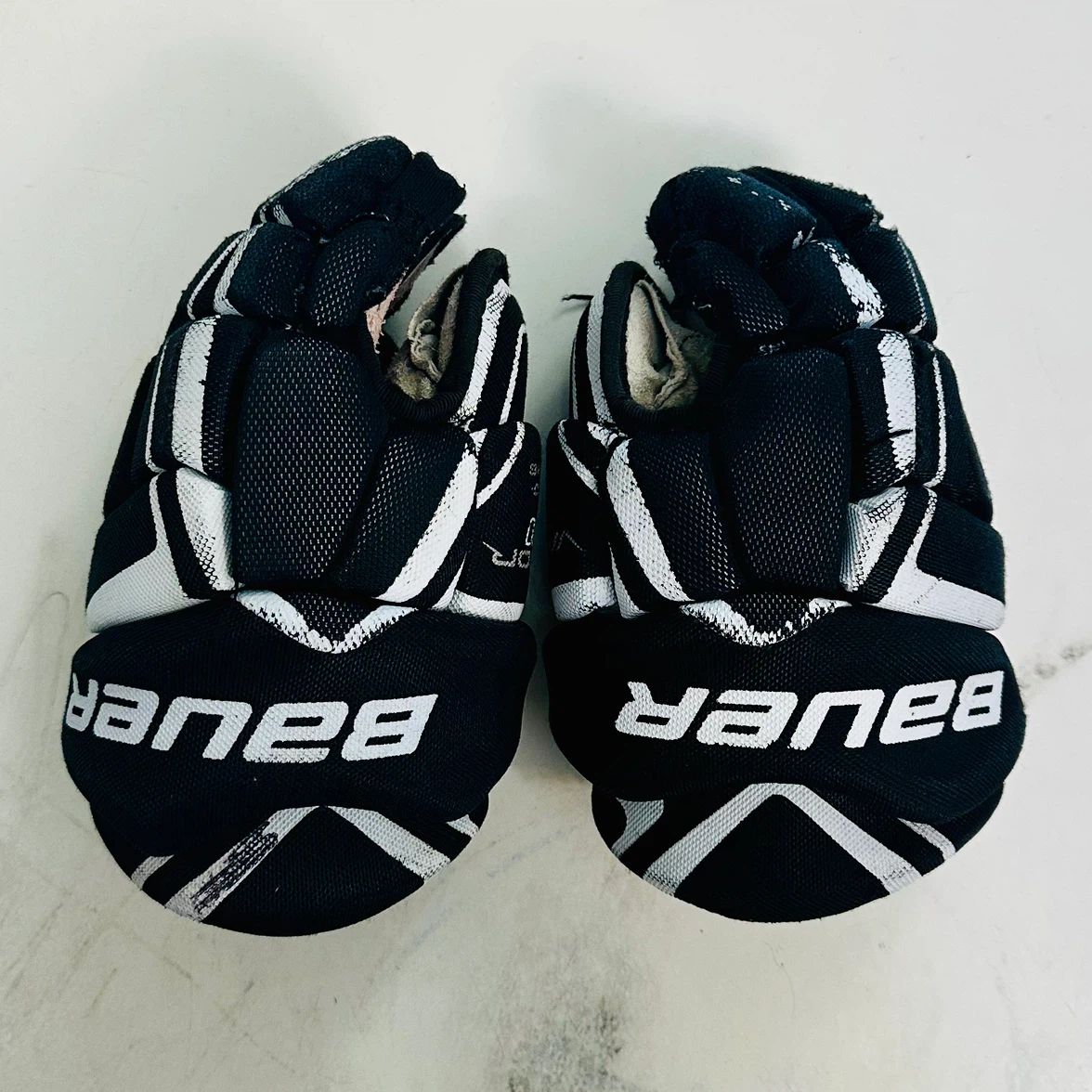 9” Bauer Vapor Pro Youth Hockey Gloves