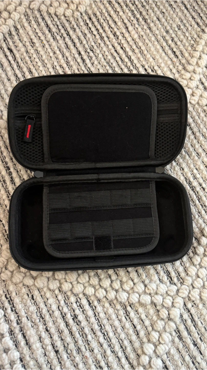 Nintendo switch travel case - photo 2
