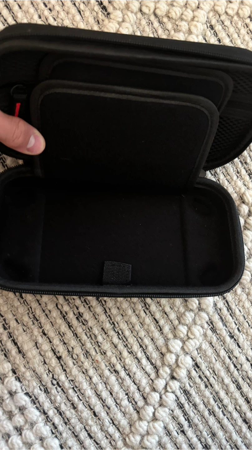Nintendo switch travel case - photo 4