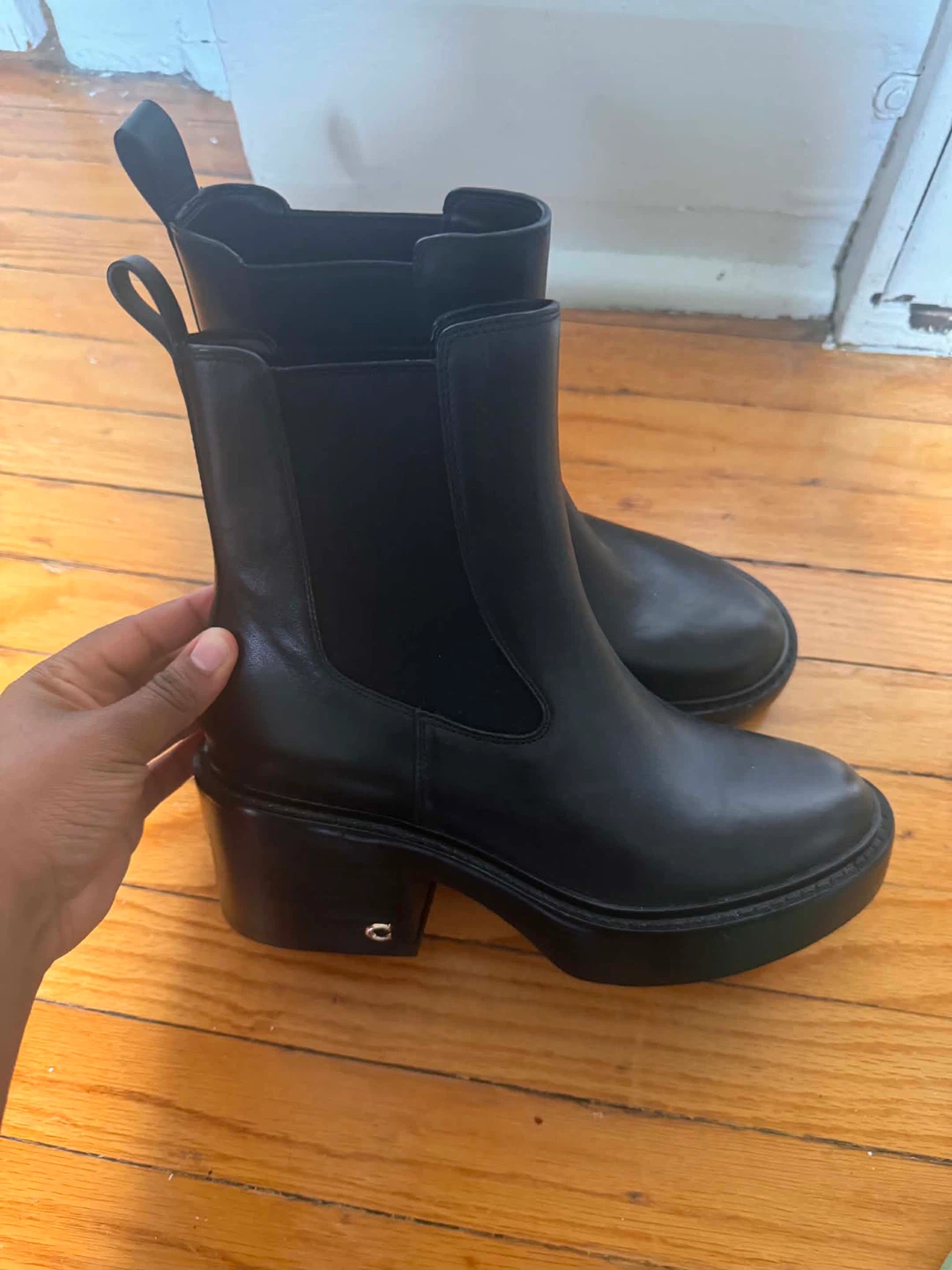 Black Coach Leather Platform Chelsea Boots 7.5 Women’s - photo 2