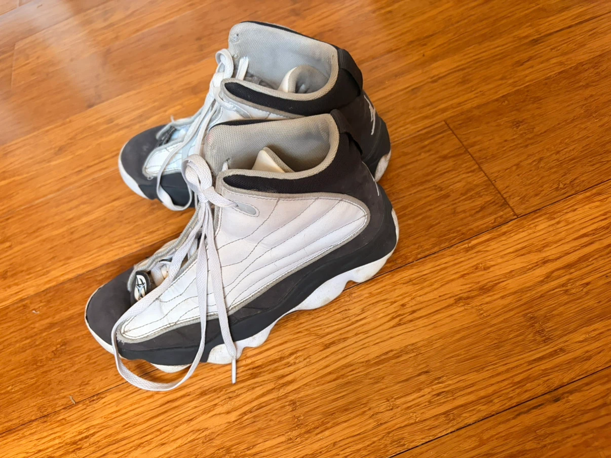 Jordan Sneakers – Youth Size 5.5