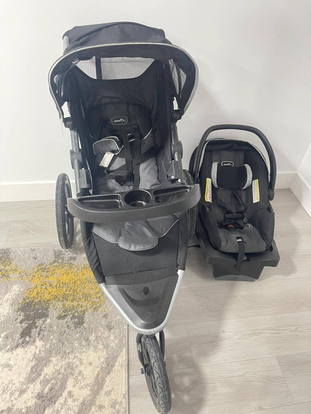 Evenflo Stroller and Car Seat Travel System