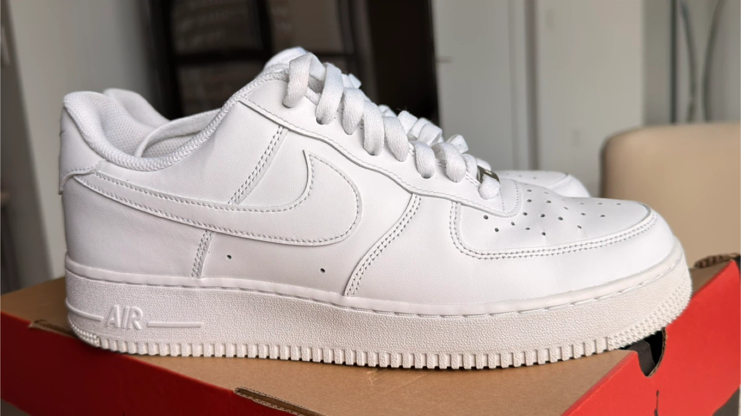 Nike Air Force 1 '07 White Leather Sneakers 10 US