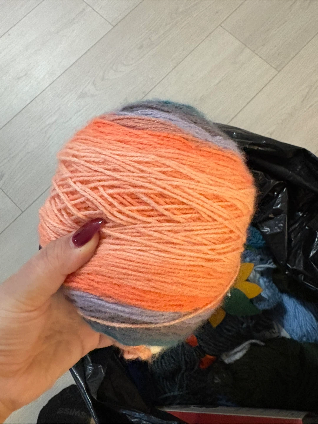 Misc Yarn Skeins Bundle - Various Colours - photo 2