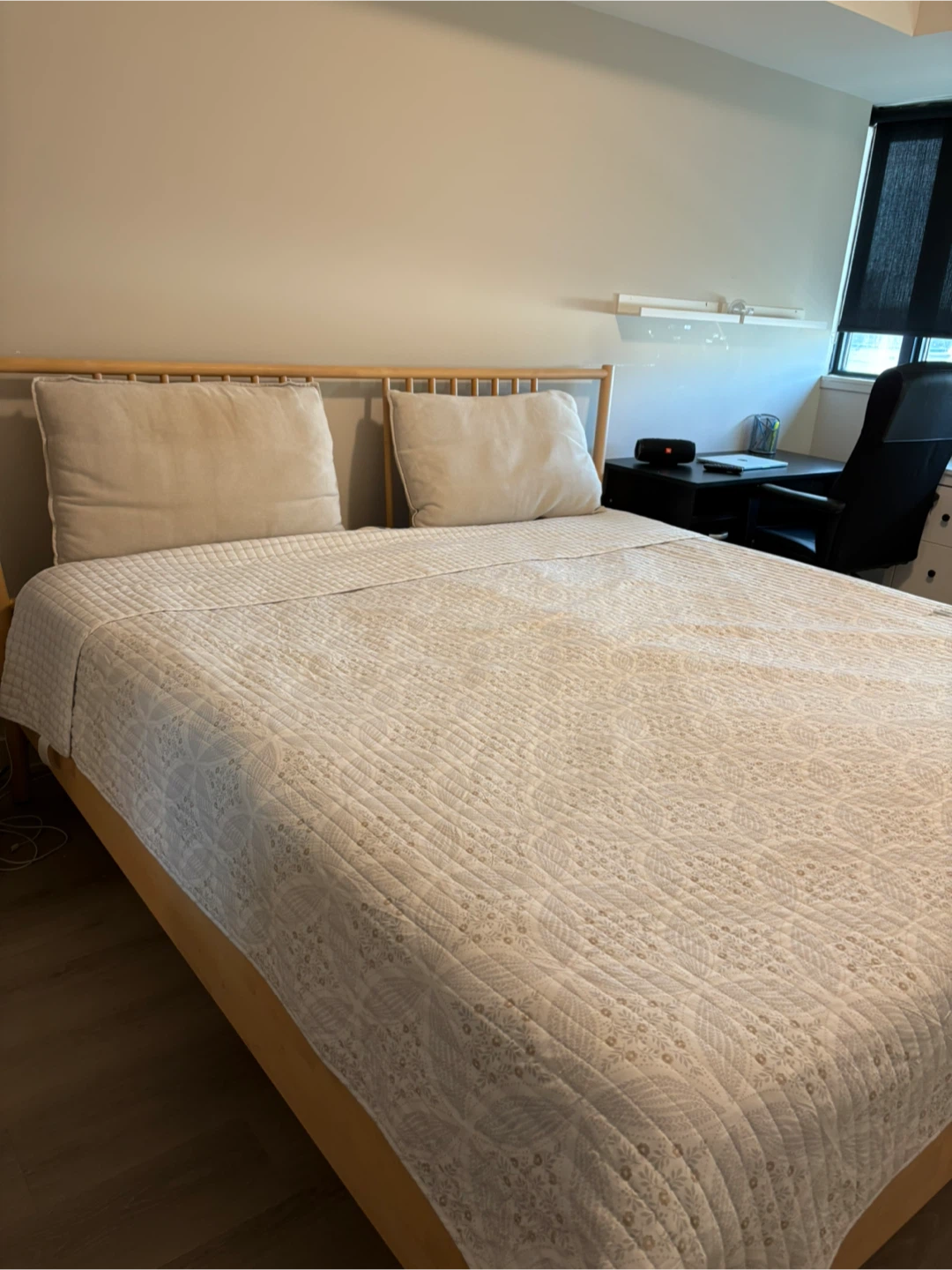 King Bed Frame with mattress - photo 4
