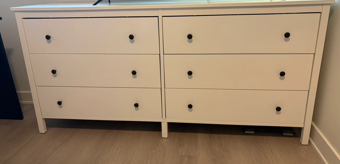 White 6-Drawer Dresser