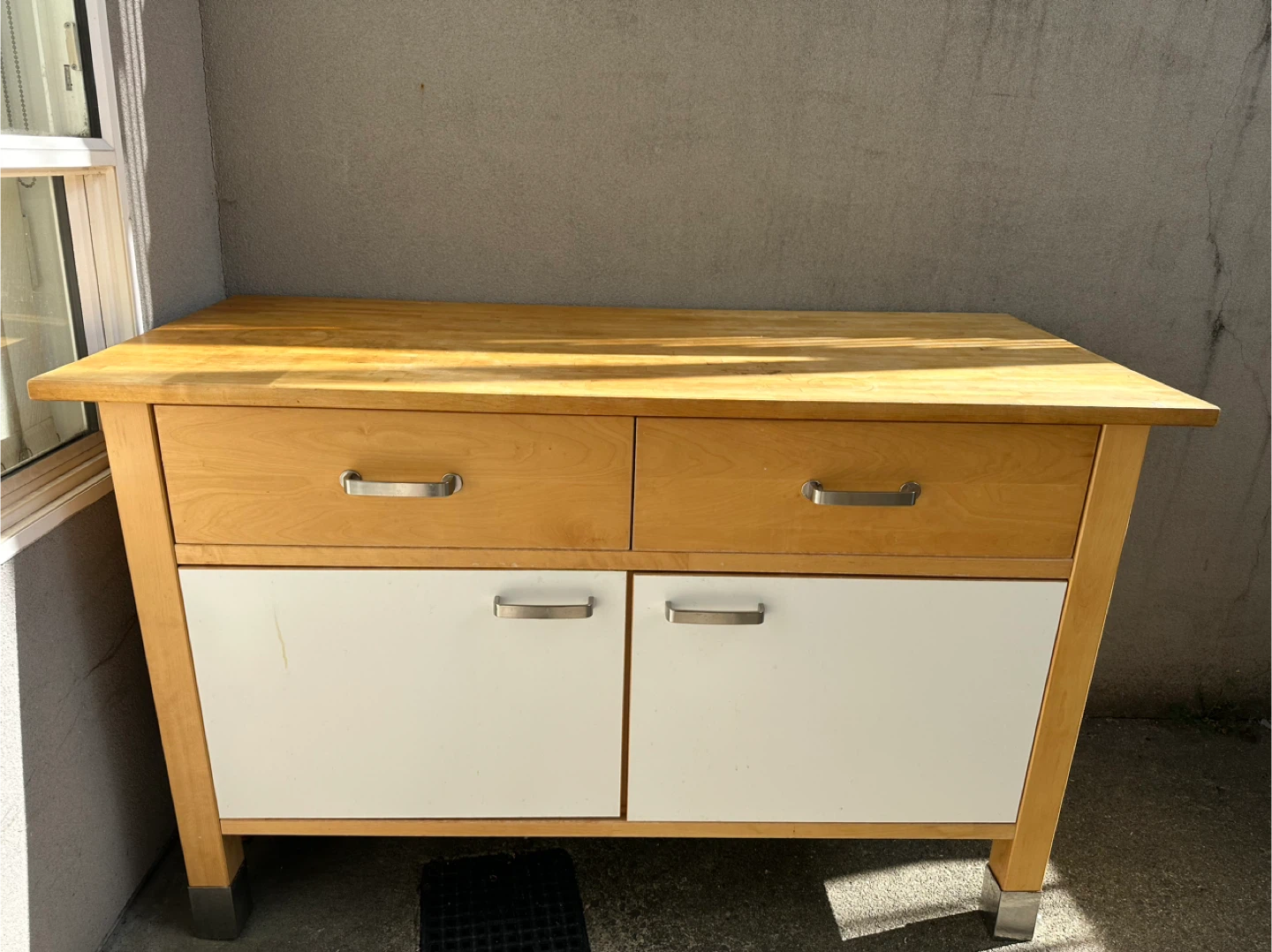 Wooden Kitchen Island / Countertop Unit
