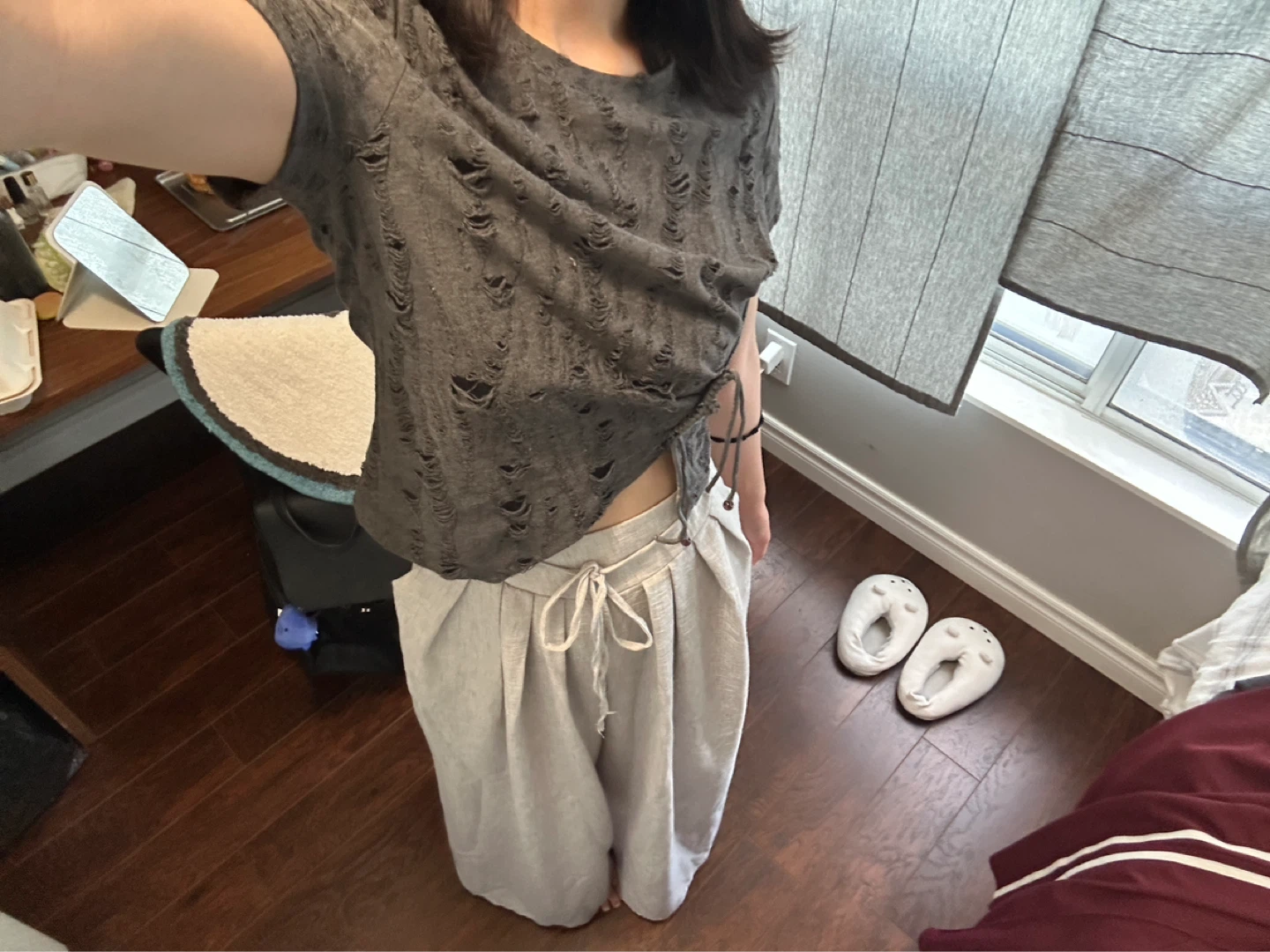 Distressed Grey T-Shirt and Linen Pants Set