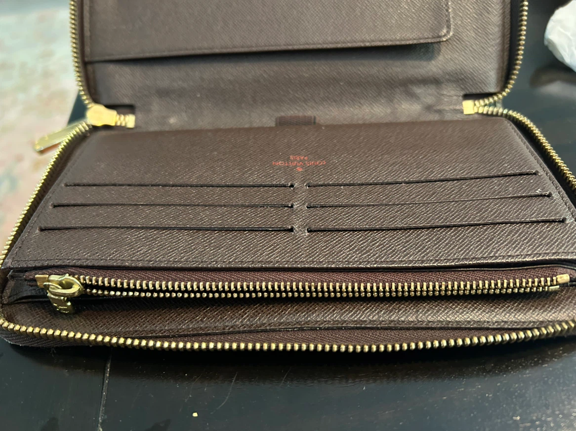 Louis Vuitton Damier Ebene Organizer Wallet - photo 2