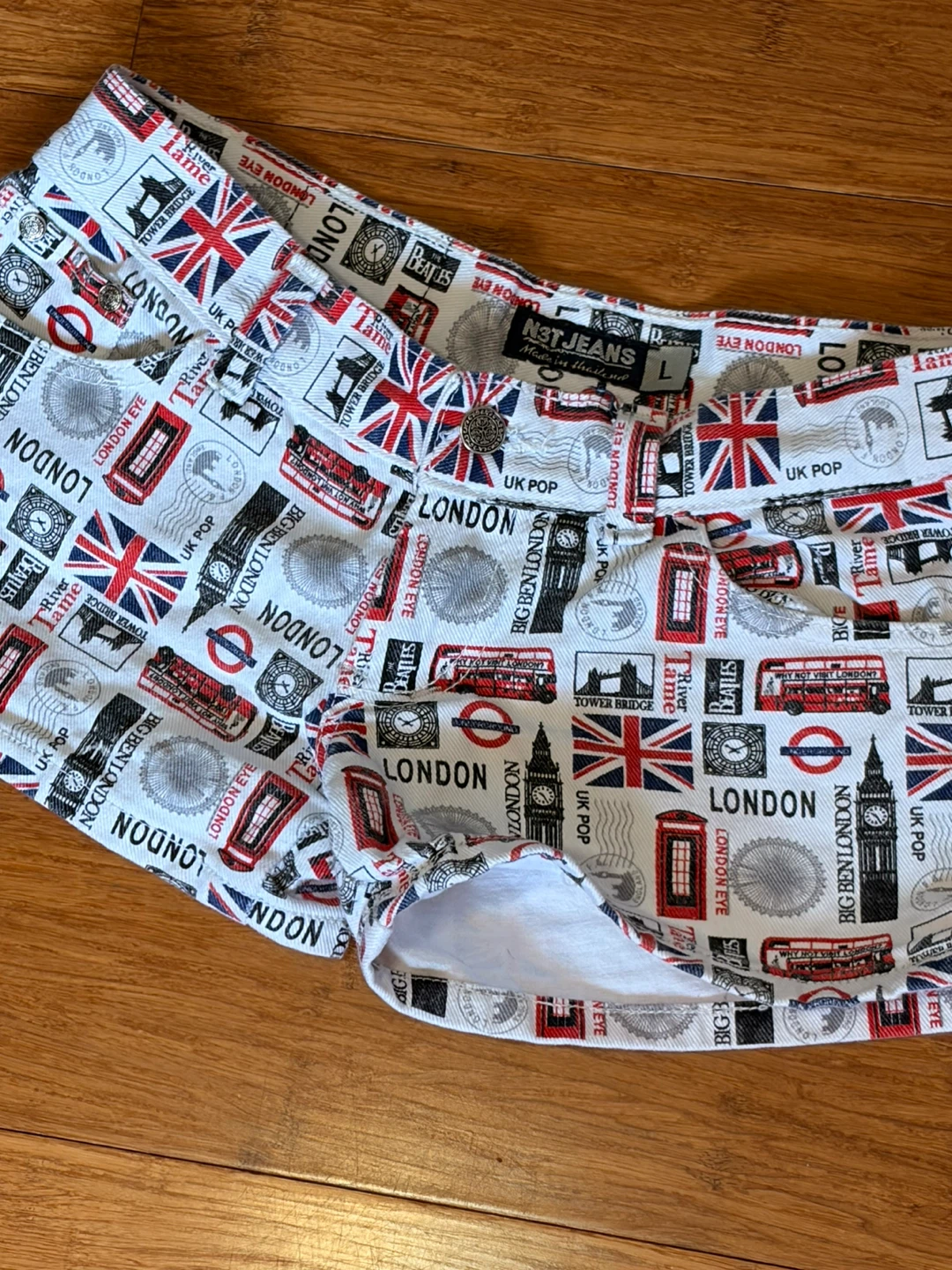 N3T Jeans London Print Shorts