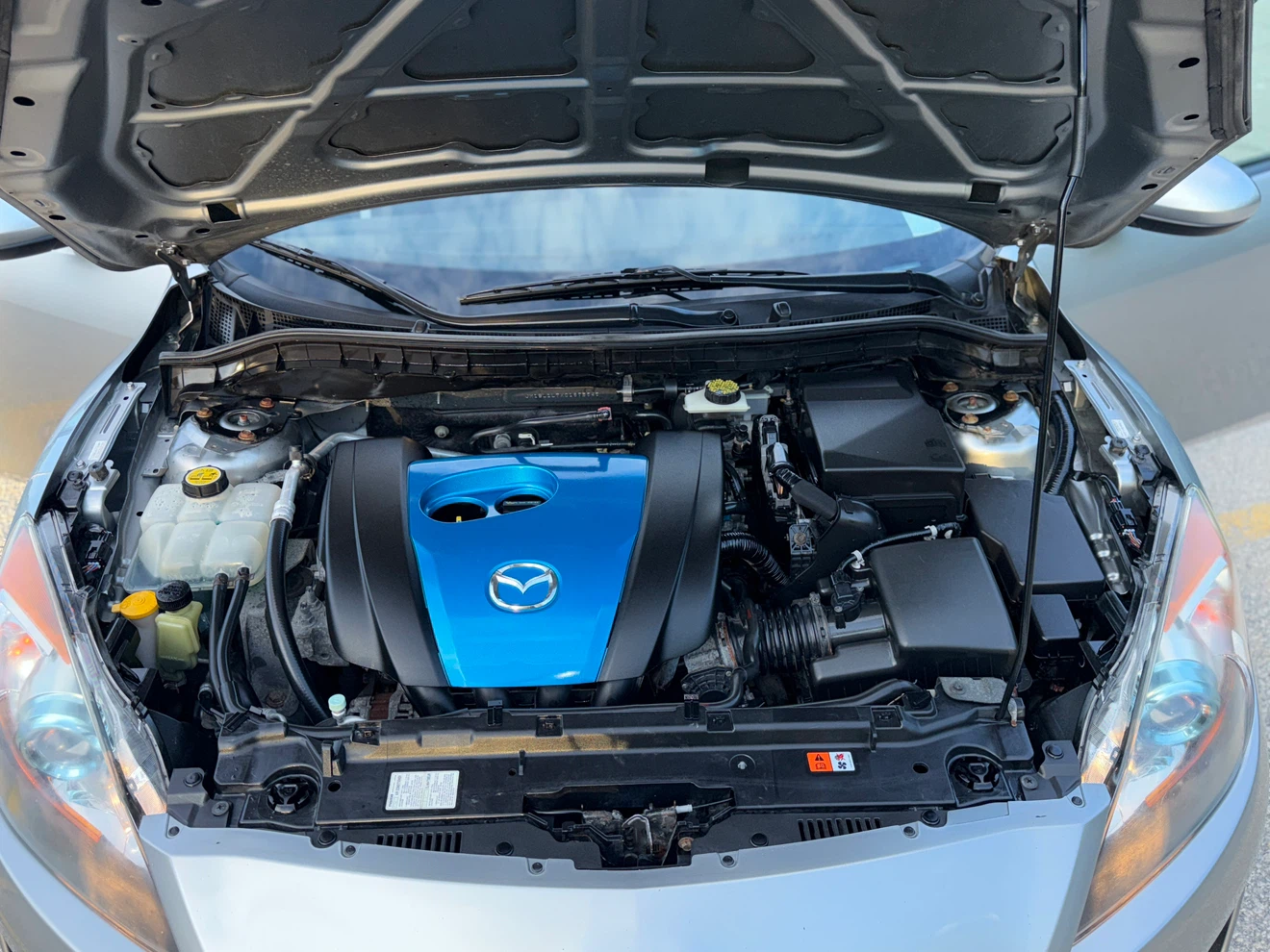 2012 Mazda3 Touring - photo 4