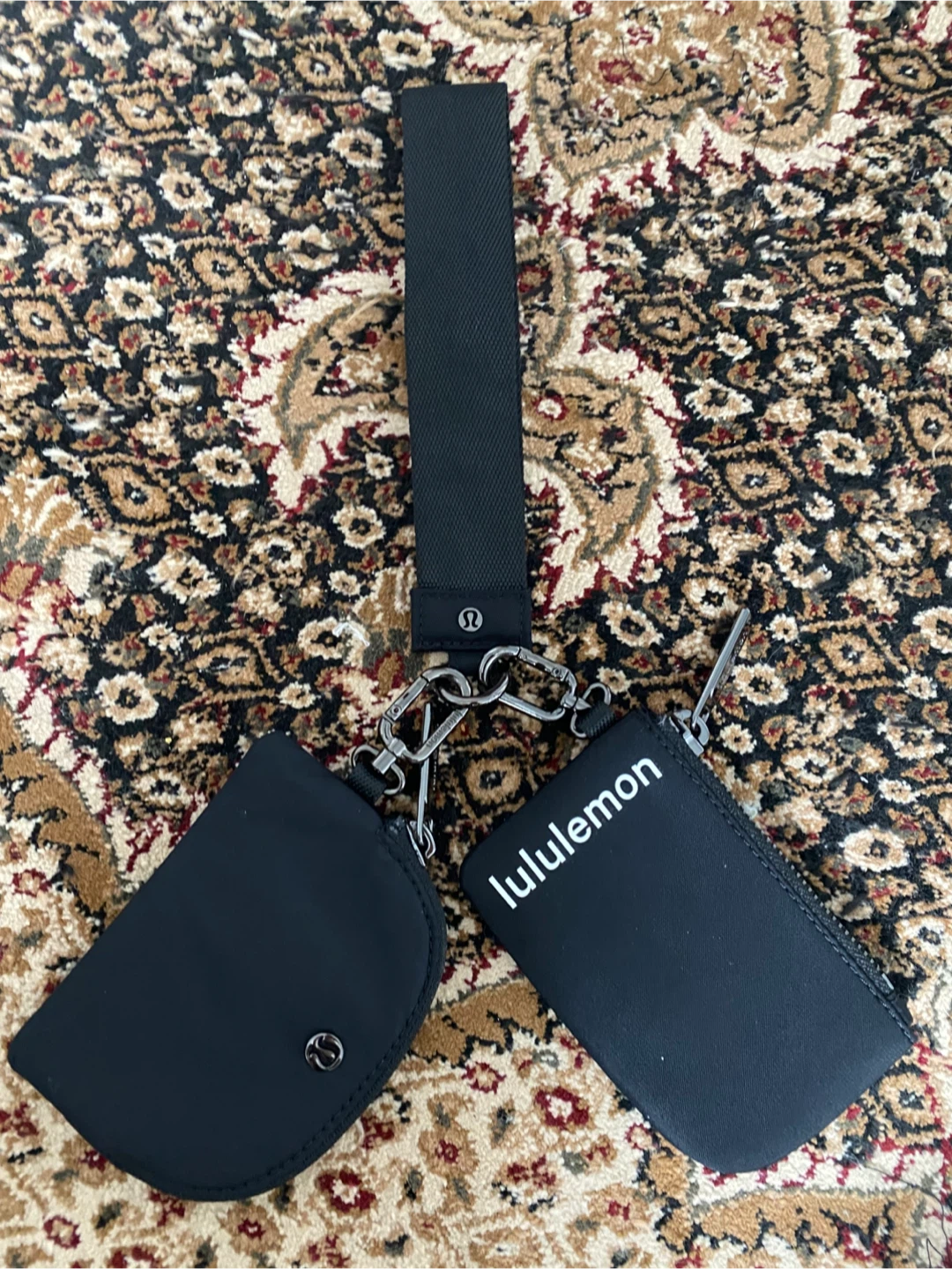 Lululemon Multi-Pouch Set with Strap