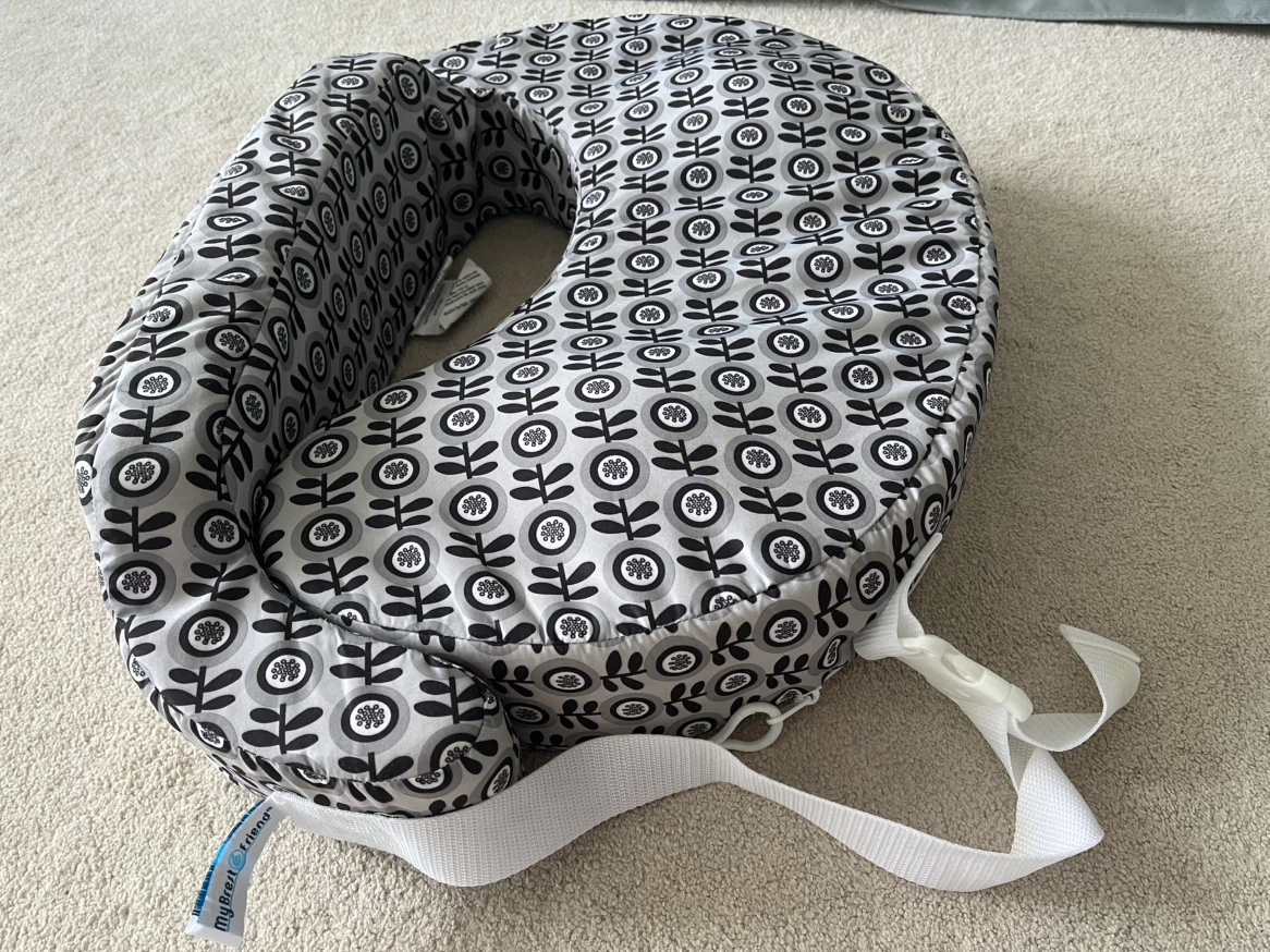 My Brest Friend Nursing Pillow - photo 4