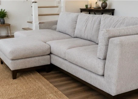 Urban Barn Ryerson Sectional Sofa Chaise – Immaculate Condition - photo 3