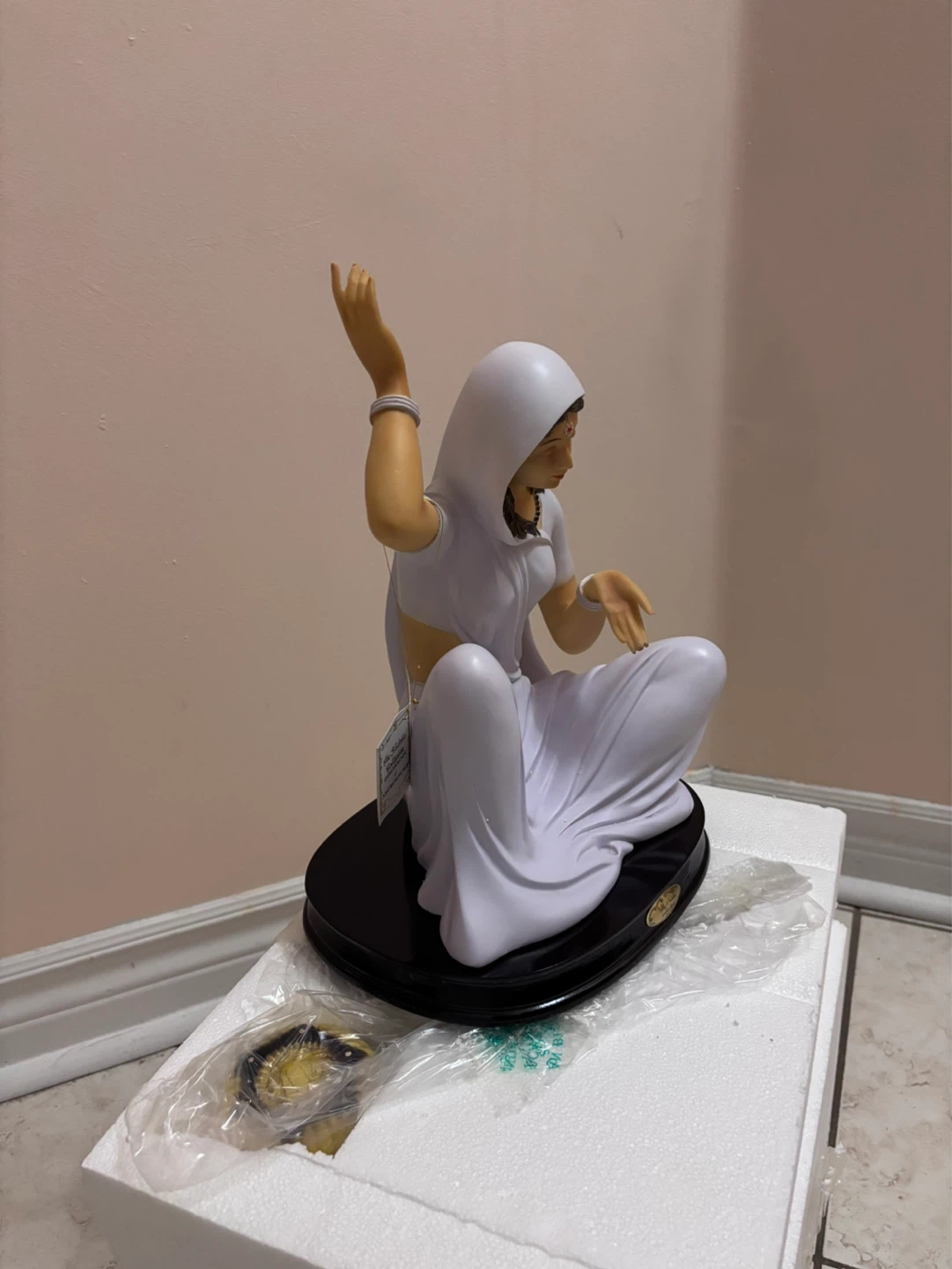 Meera Statue - photo 3