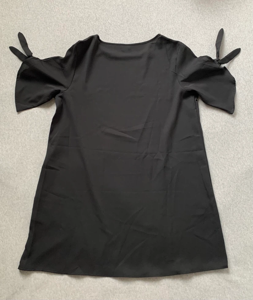 SHEIN Curve LBD with Tie Sleeve Detail - Size 1XL - photo 2