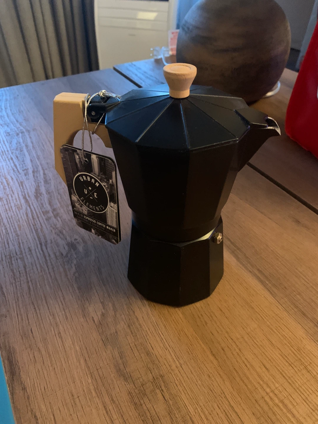 Black Espresso maker / cafetera / moka pot