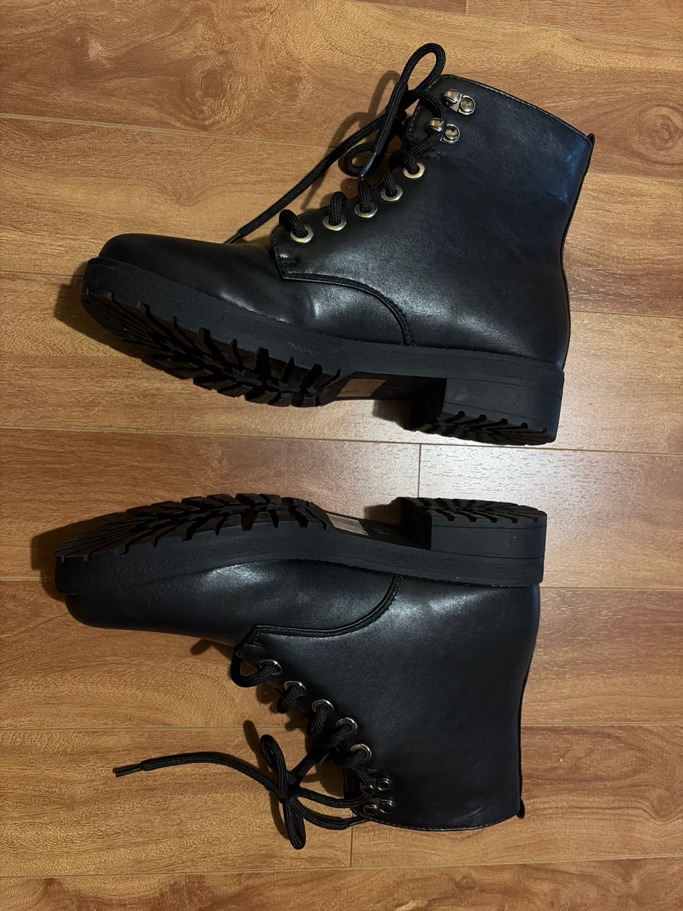 Black Lace-Up Combat Boots - photo 2