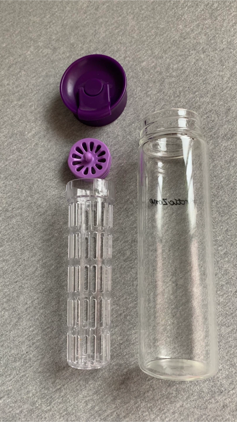 Arctic Zone Glass Water Bottle with Infuser / Ice Holder