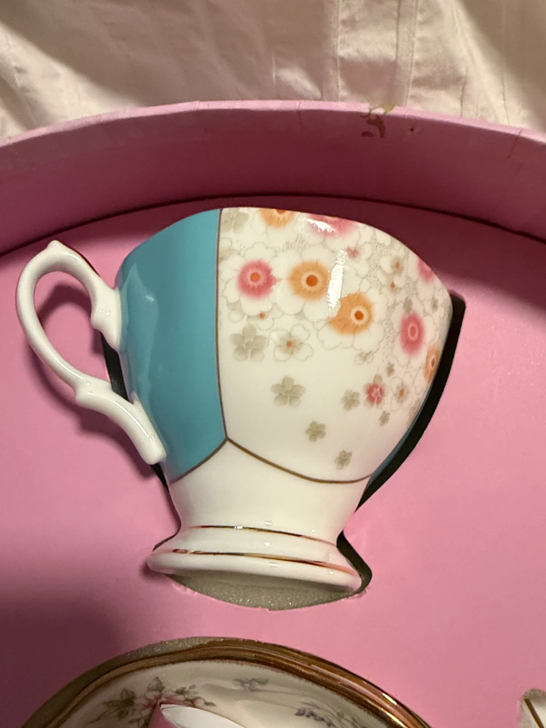 Royal Albert 100 Years 1900s-1940s Sets Teacups and Saucers - photo 5