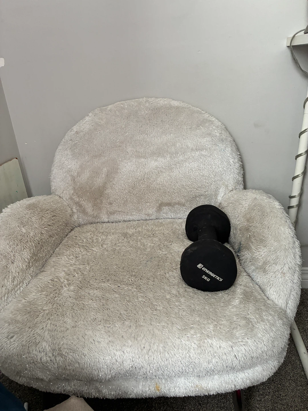 Plush Accent Kids Chair - photo 2