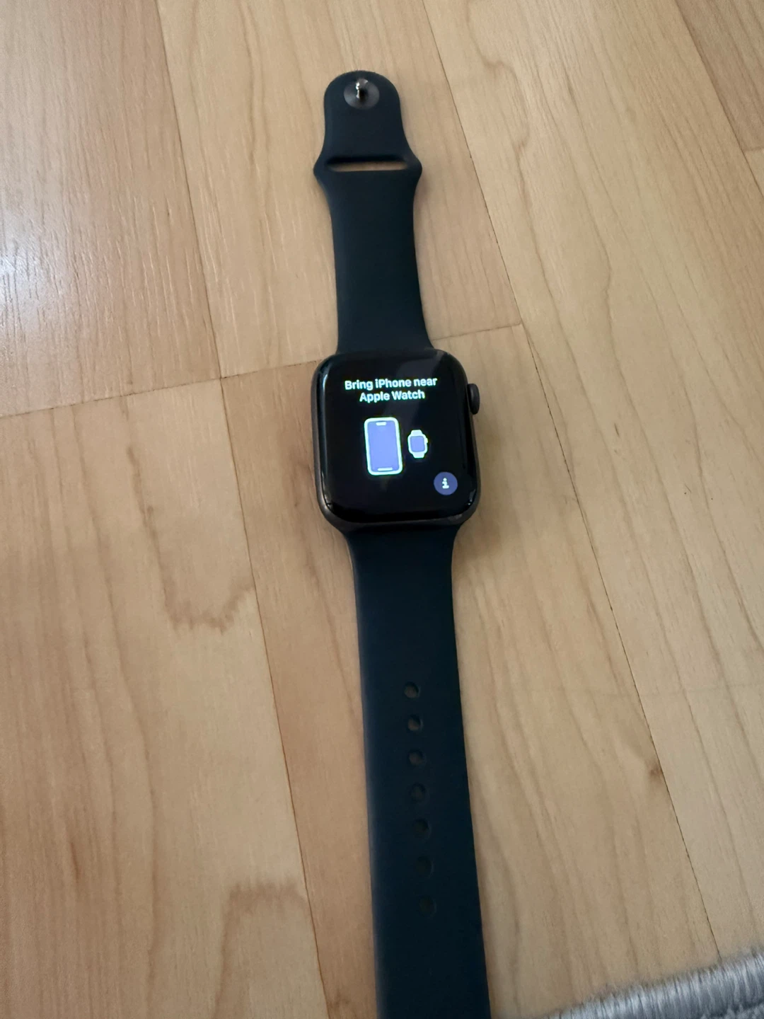 Apple Watch Series 6 with extra bands - photo 2
