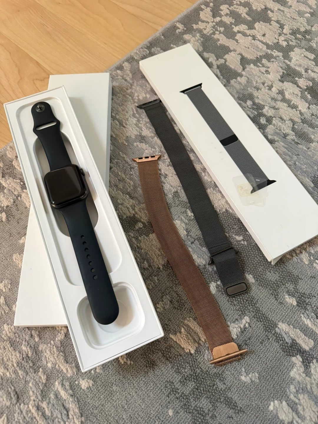Apple Watch Series 6 with extra bands - photo 3