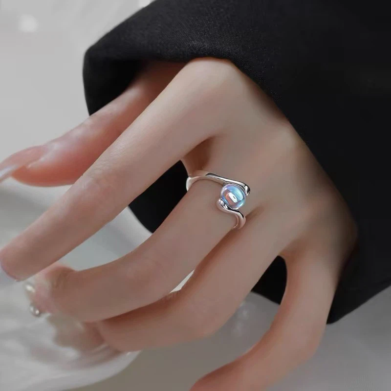925 Silver-Plated Embrace Moonstone ring - photo 2