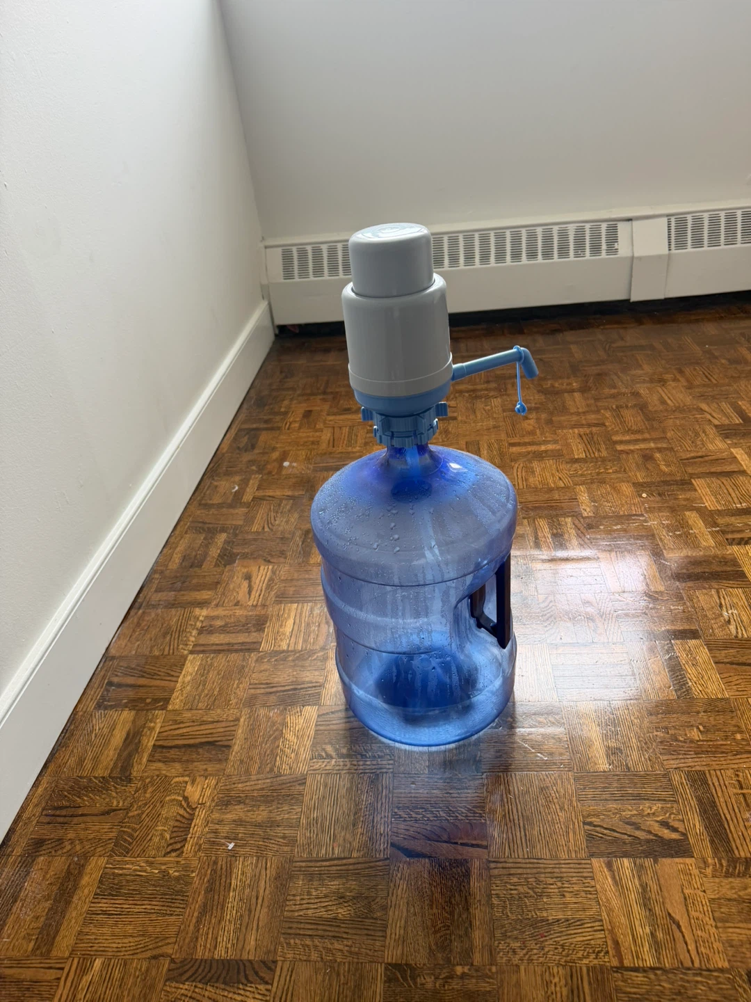 Manual Water Pump Dispenser for 5-Gallon Bottle