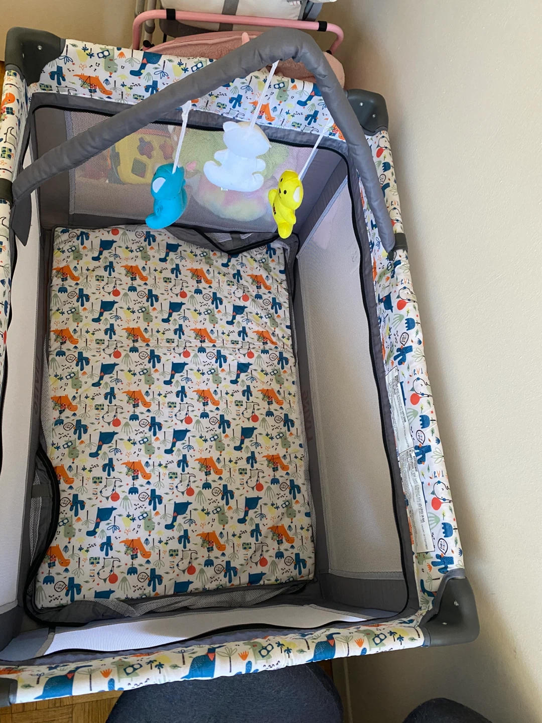 Portable baby play yard and changing table