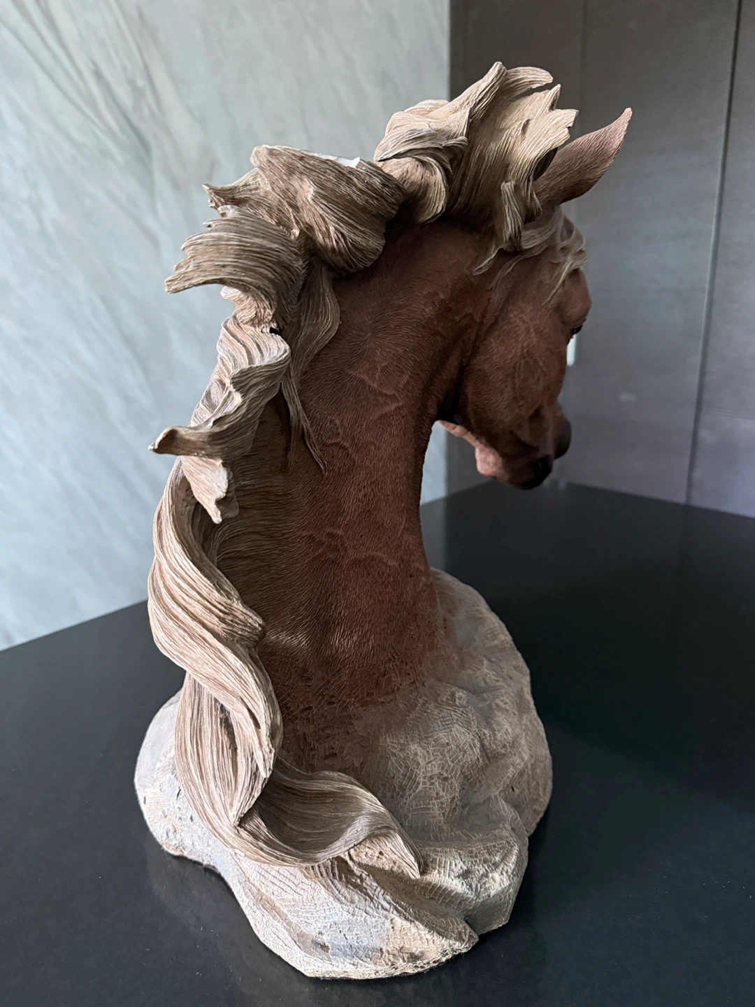 Horse Head Sculpture - photo 3