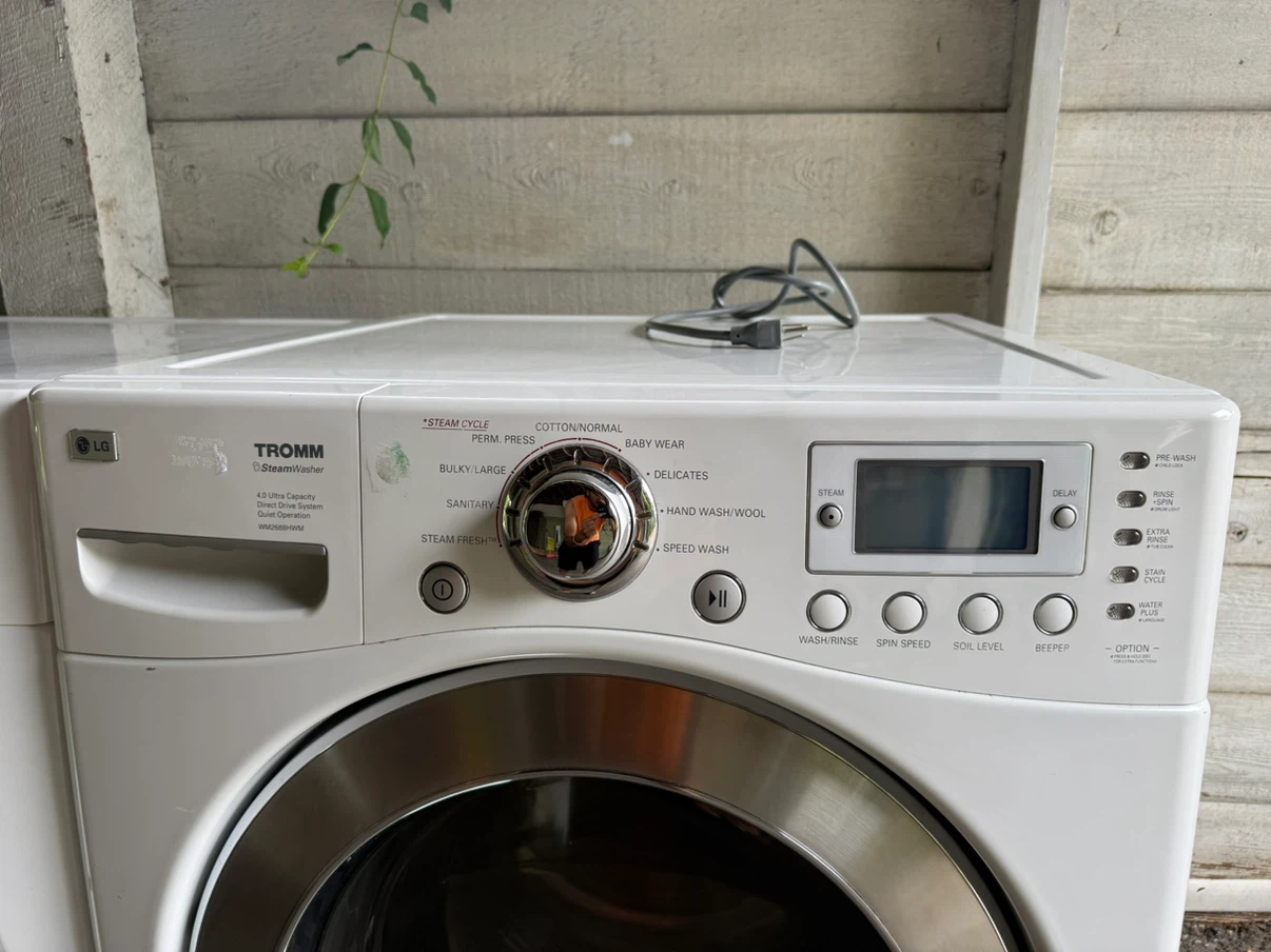 LG Tromm Steam Washer and Dryer - photo 3