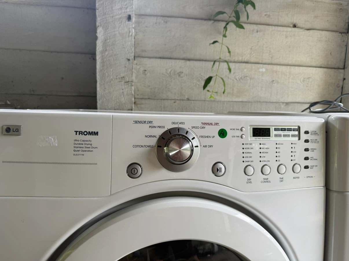 LG Tromm Steam Washer and Dryer - photo 4
