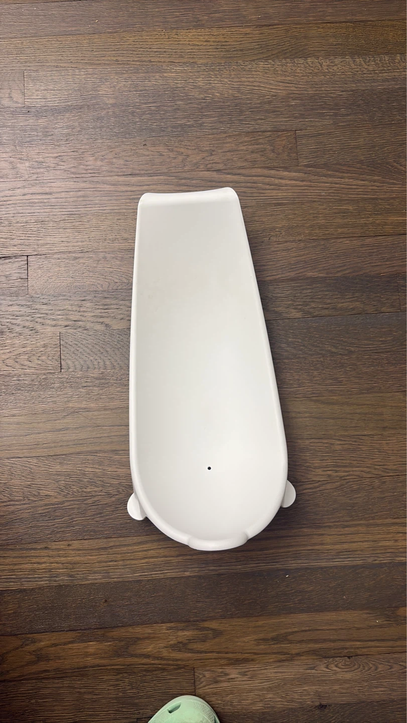 Stokke XL bath tub with infant insert (until 6 yrs old) - photo 2