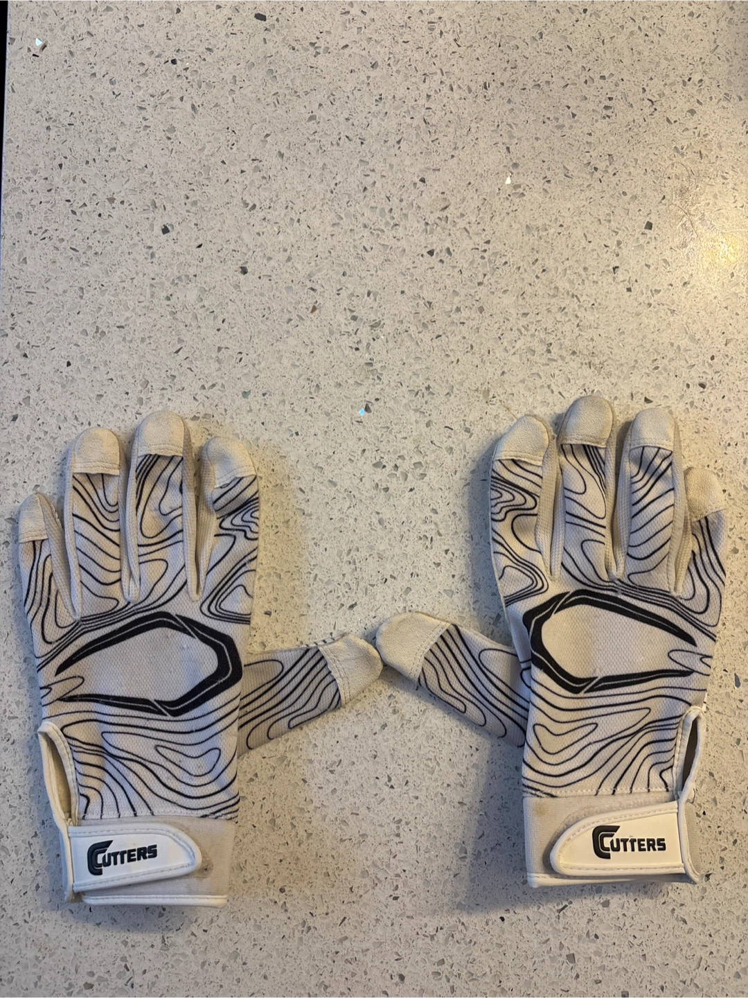 Cutters Game Day Receiver Gloves YL/YXL