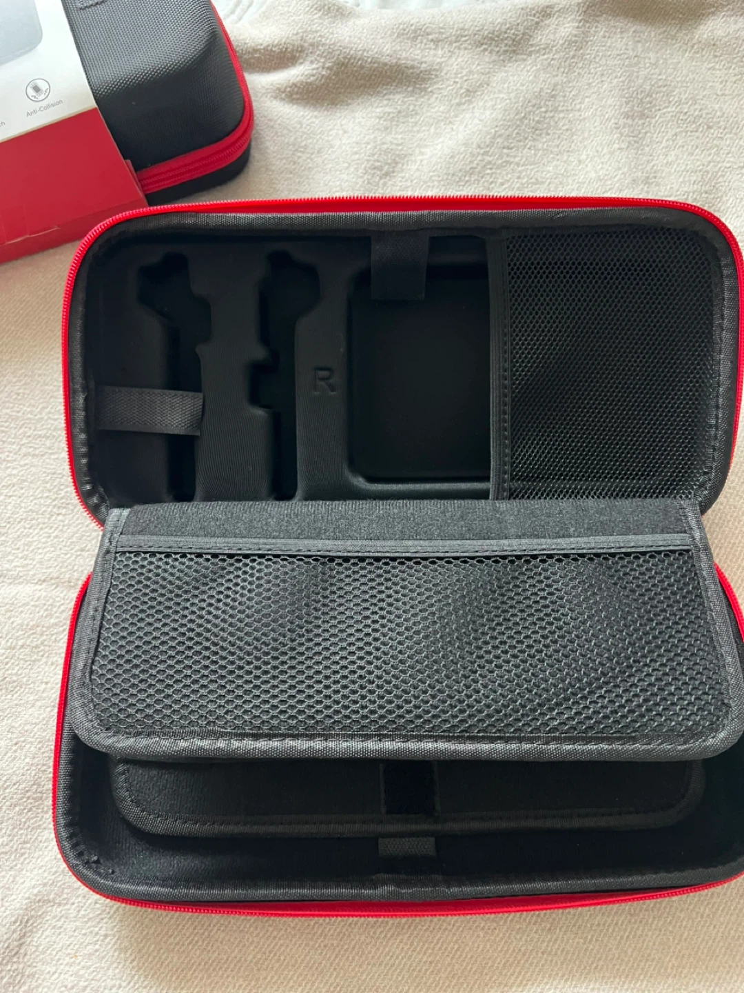 Nintendo Switch Carrying Case – OLED / Switch / Switch 2 - photo 3