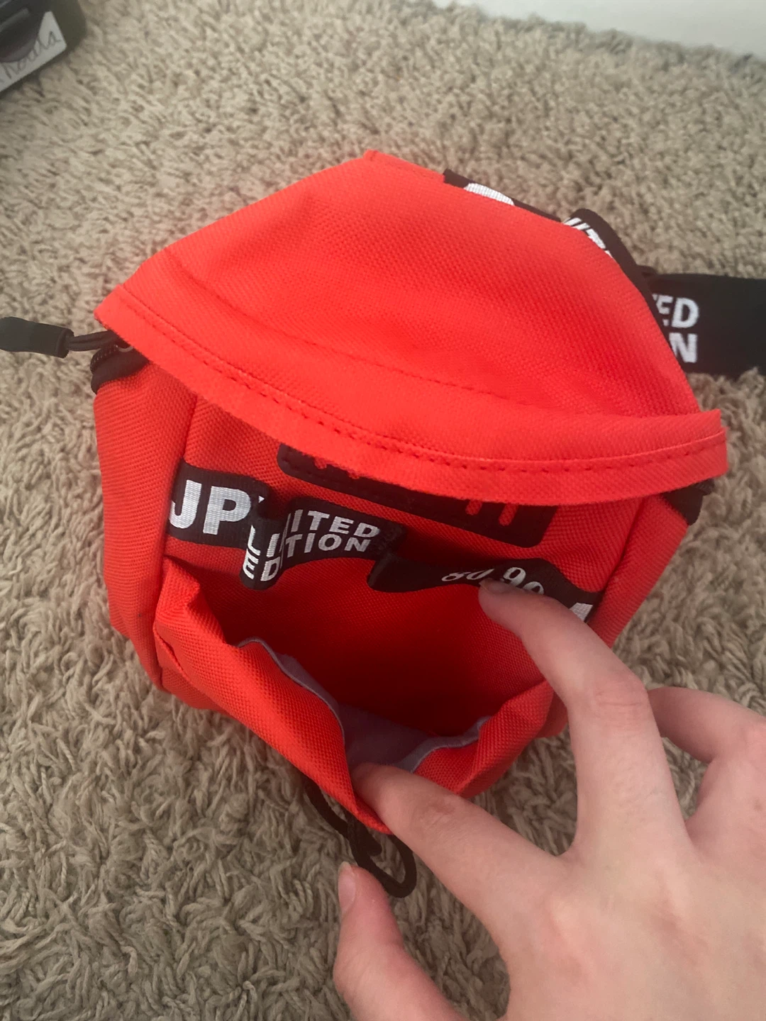 Red Limited Edition Crossbody Bag - photo 3