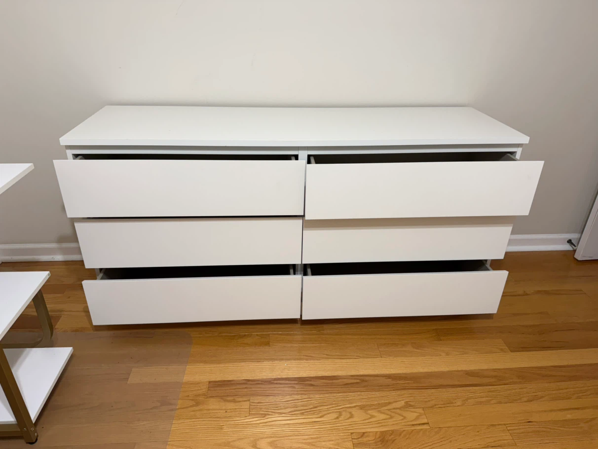 White 6-Drawer Dresser