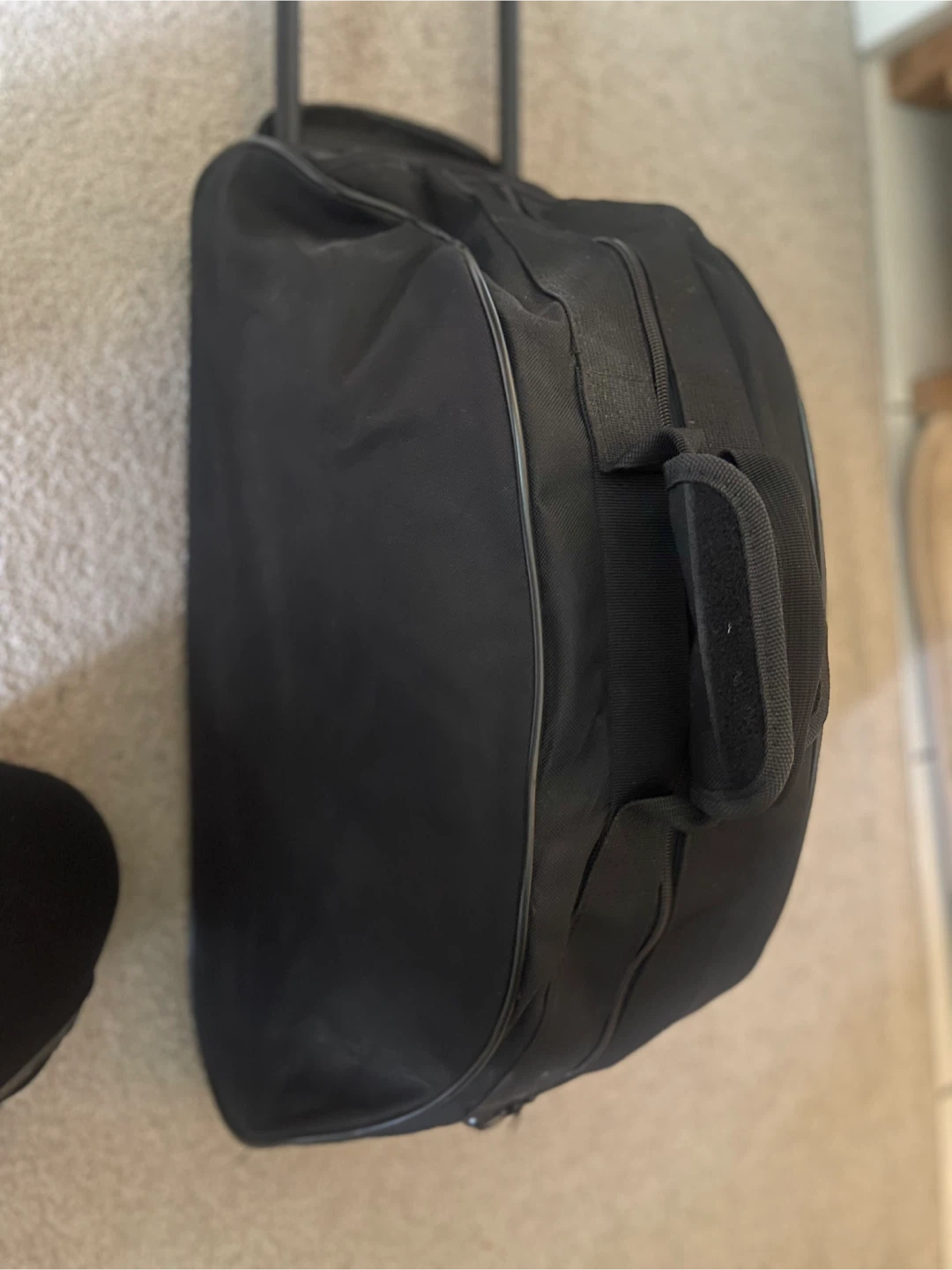 Black Rolling Duffel Bag with Telescopic Handle - photo 3