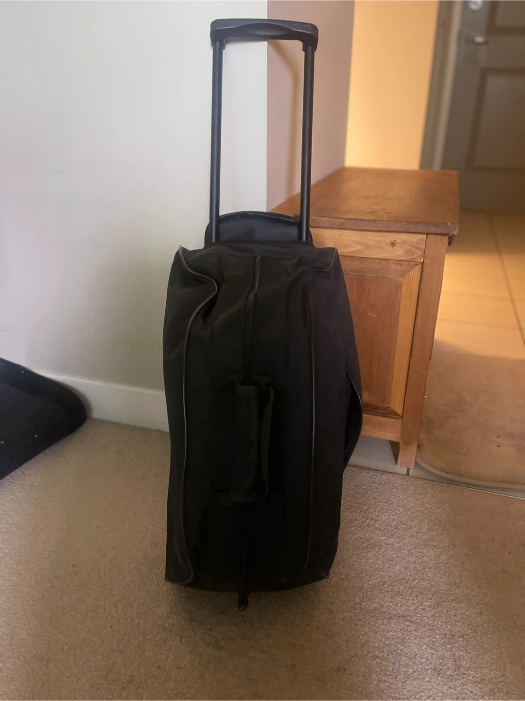 Black Rolling Duffel Bag with Telescopic Handle - photo 4