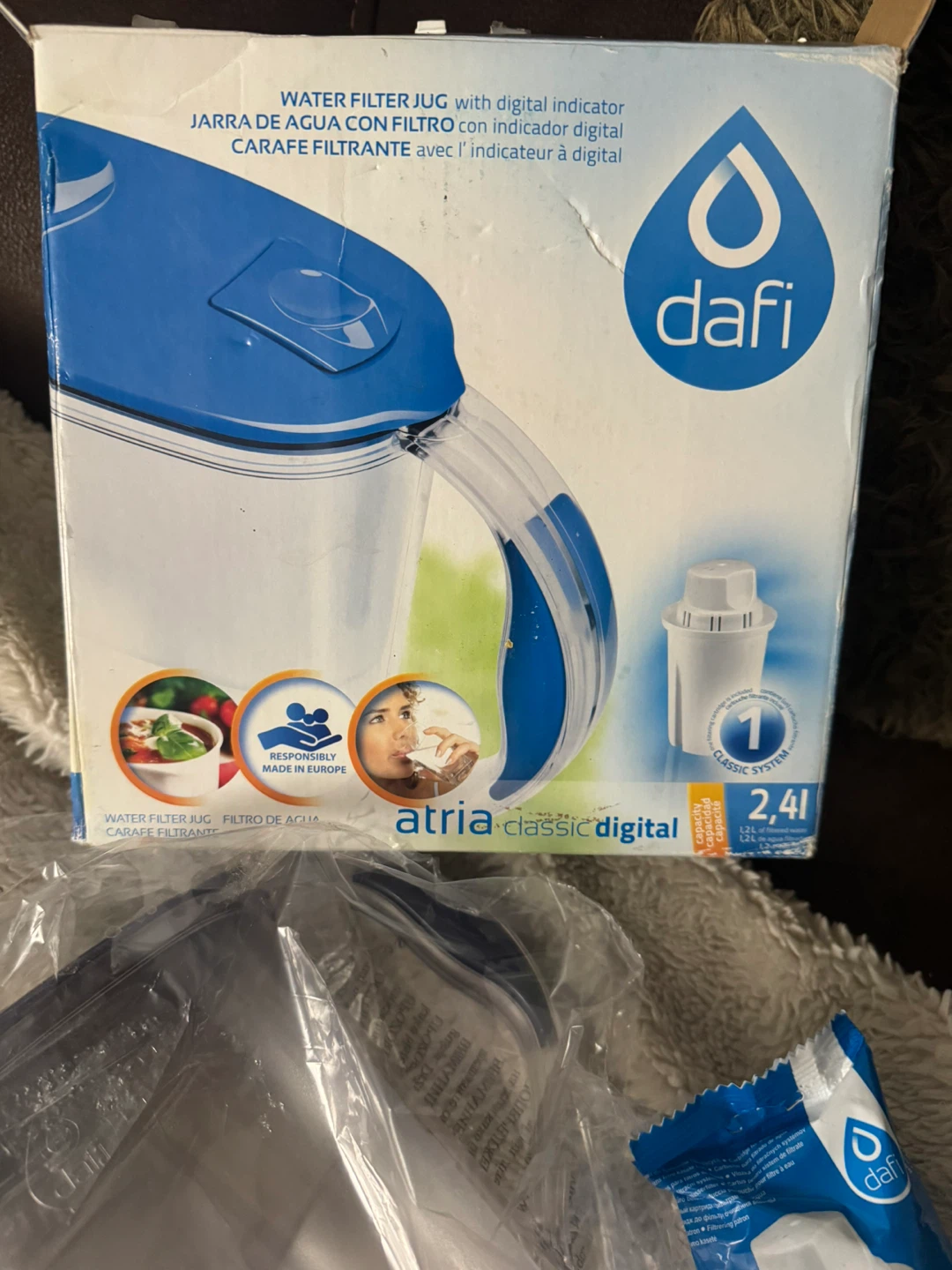 Dafi Atria Classic Digital Water Filter Jug 2.4L