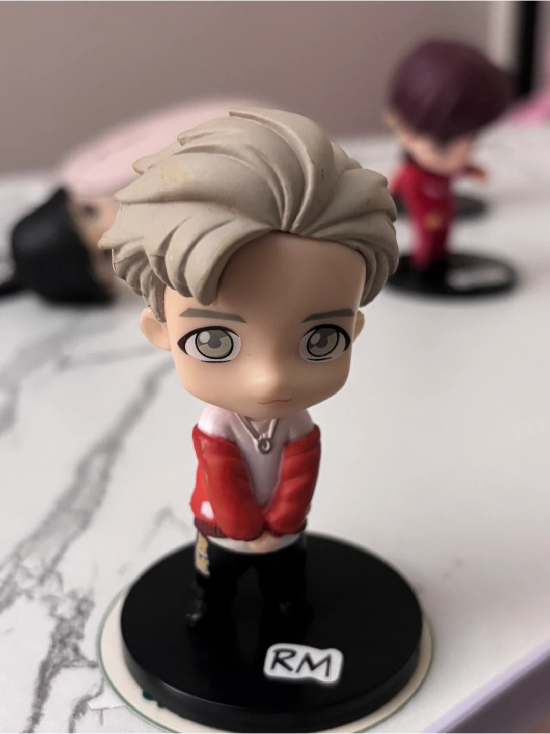BTS K-pop “Mic Drop” Figure Collection - photo 5