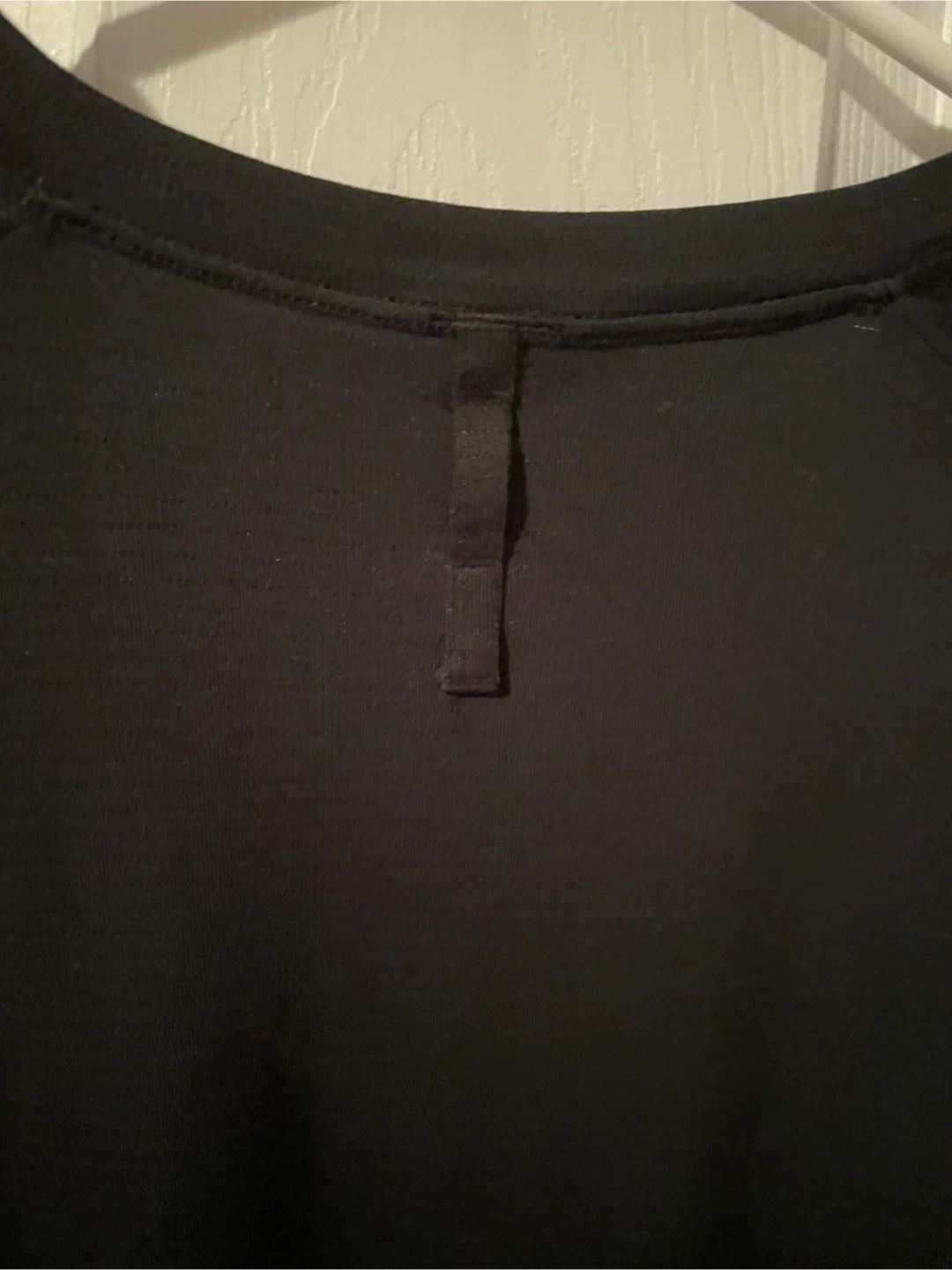 Black Lululemon T-Shirt - photo 5