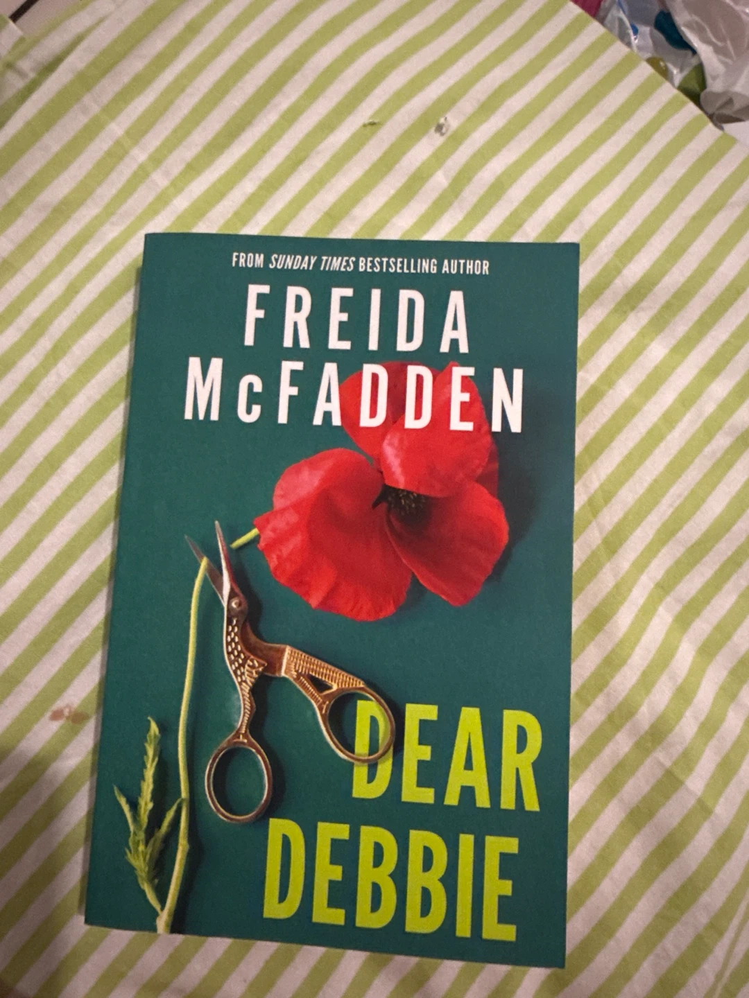 Dear Debbie by Freida McFadden - Paperback Thriller
