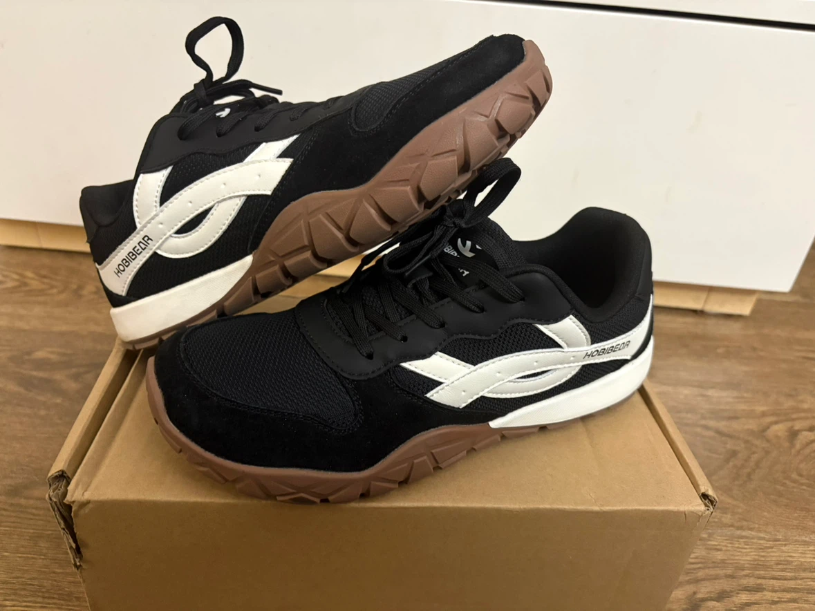 HOBIGEAR Black Hareball Sneakers