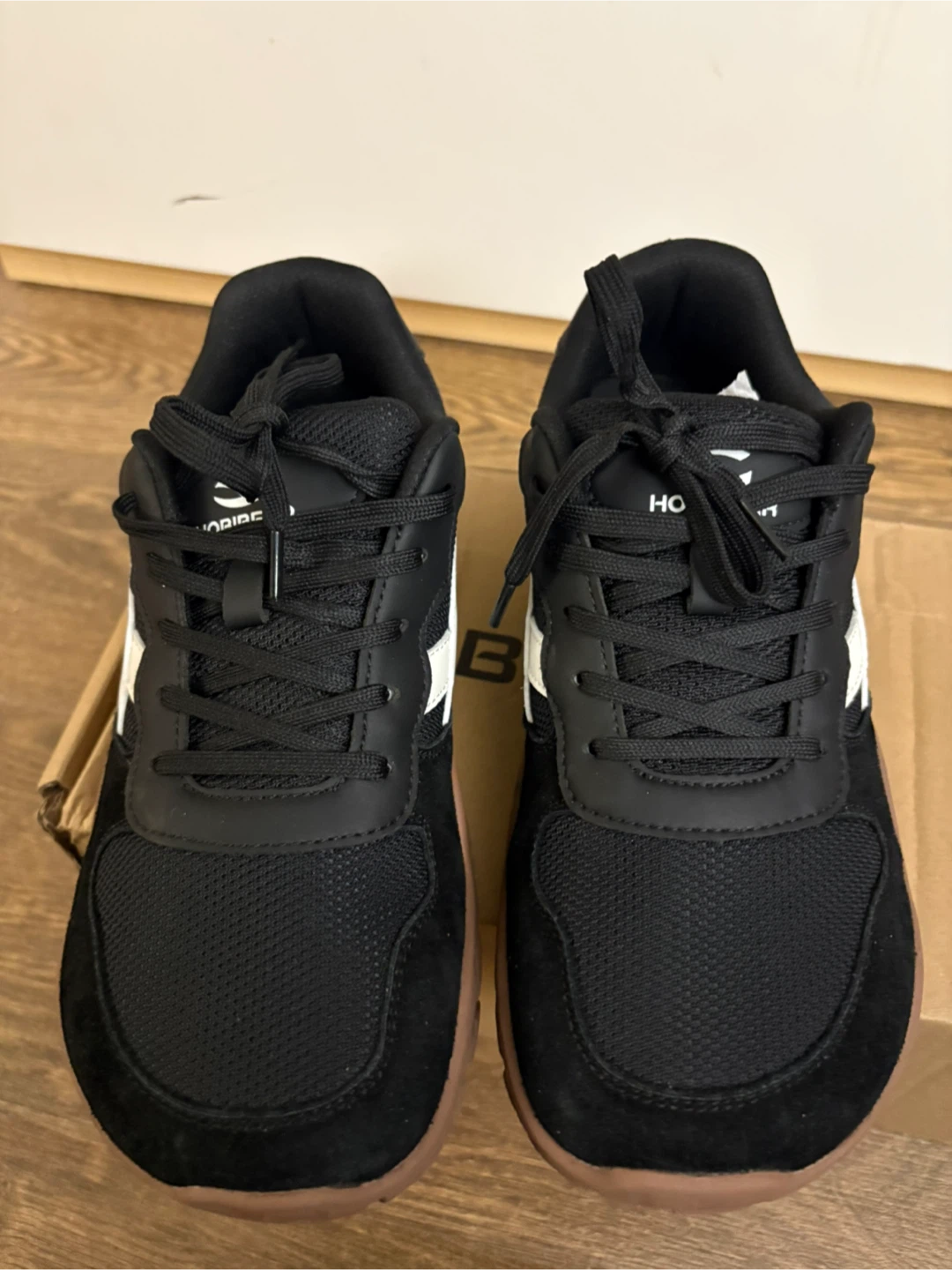 HOBIGEAR Black Hareball Sneakers - photo 3